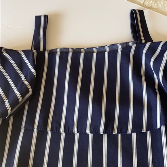 Off the shoulder blouse - Picture 3 of 3